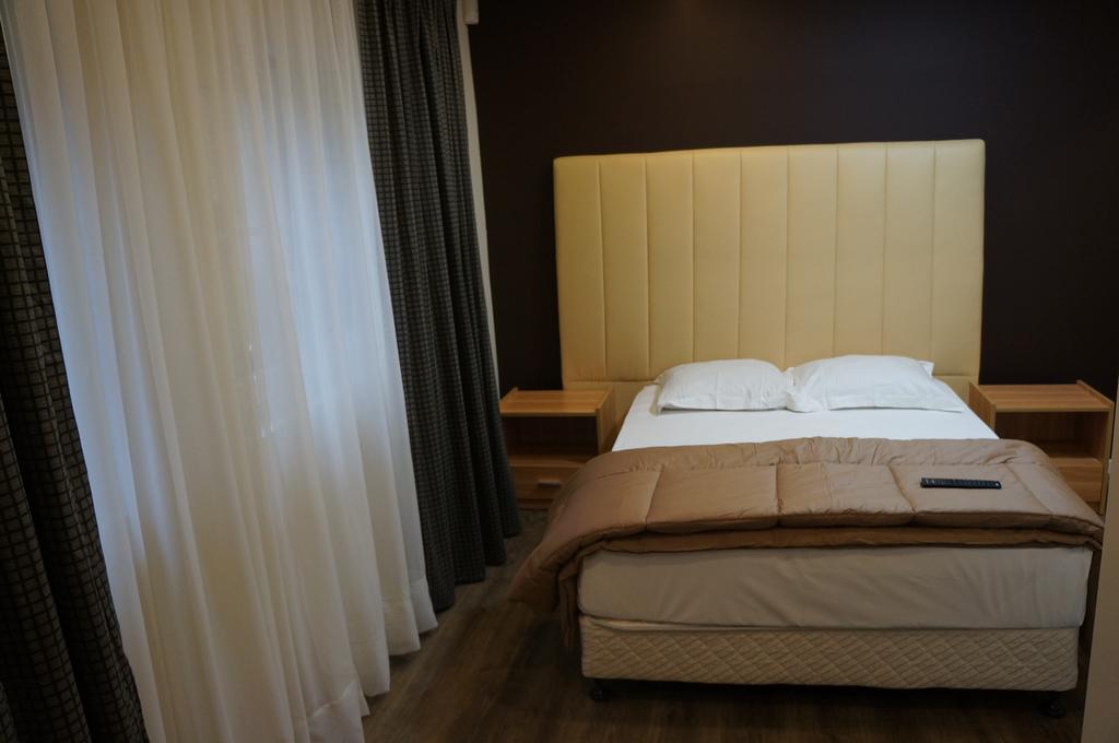 Hotel Evergreen Woluwe-Saint-Lambert Экстерьер фото